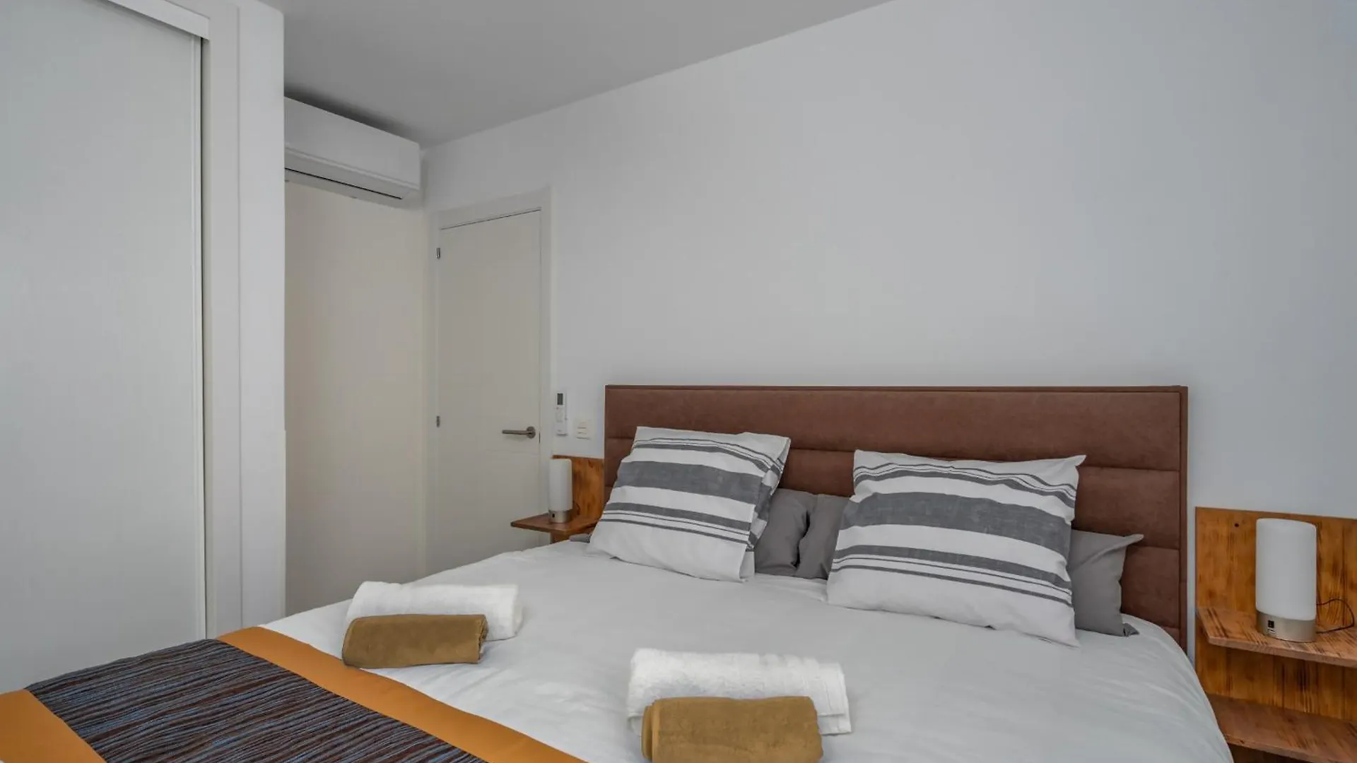 Bisa Del Sol By Lica Homes Casares