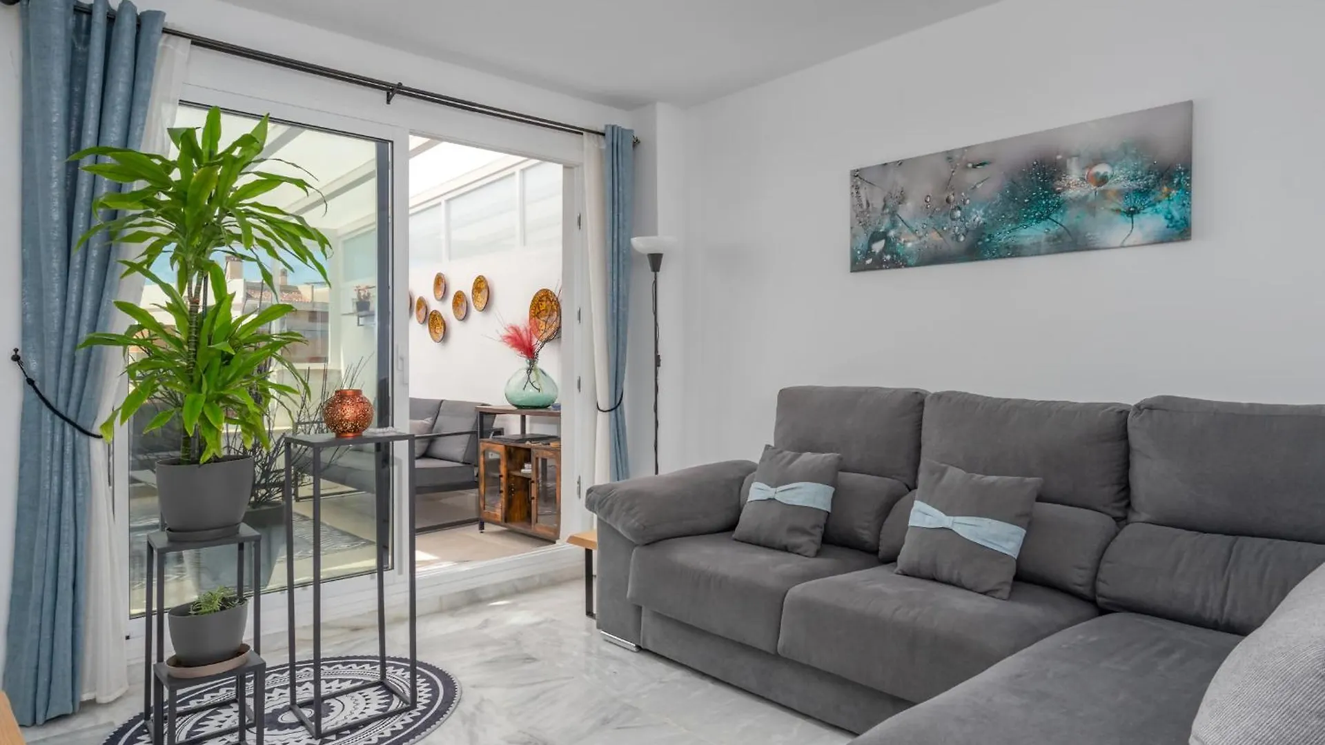 Bisa Del Sol By Lica Homes Casares 0*,